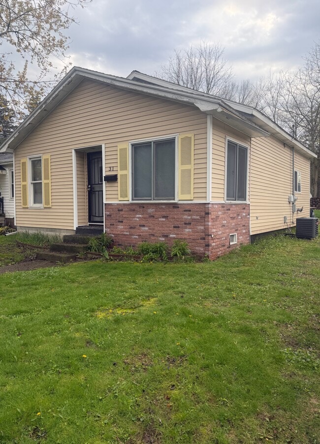 Building Photo - Rental House