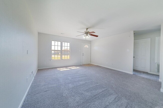 Building Photo - 2308 Red Baron Dr