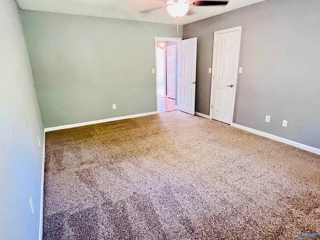 Building Photo - 116 Bibb Dr