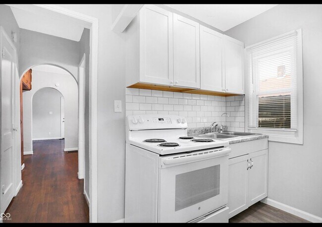 Building Photo - 521 S Arlington Ave