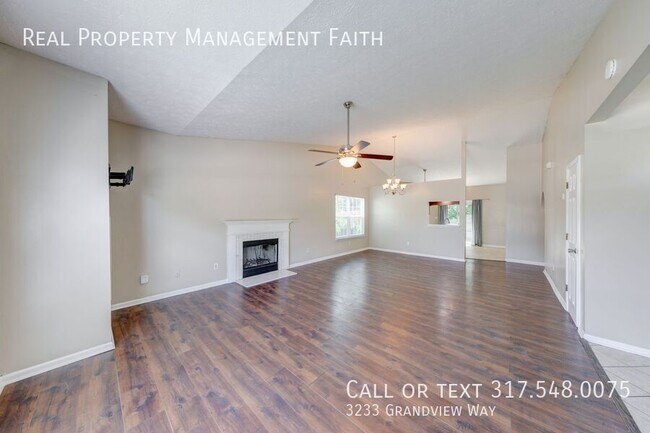 Building Photo - 3233 Grandview Way