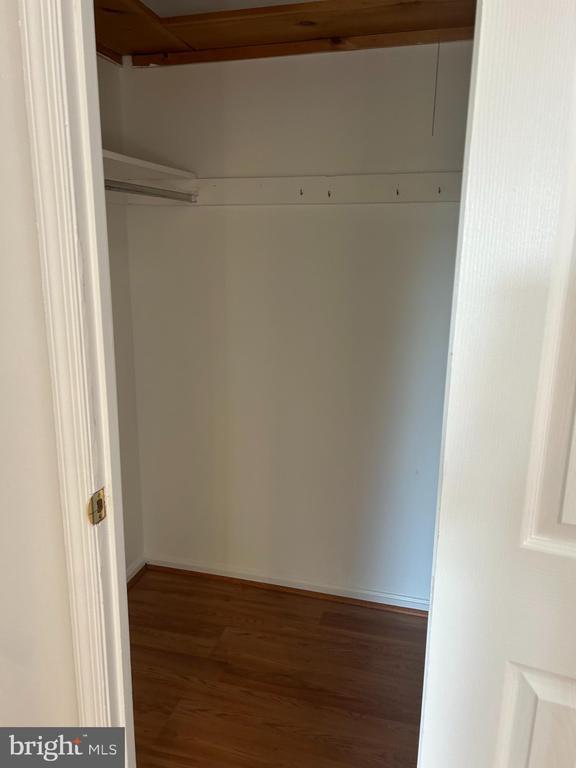 Building Photo - 804 Quince Orchard Blvd