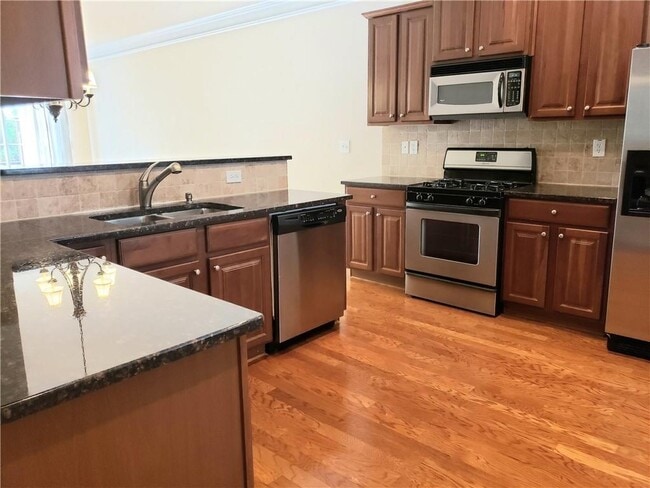Building Photo - 5201 Wellsley Bend