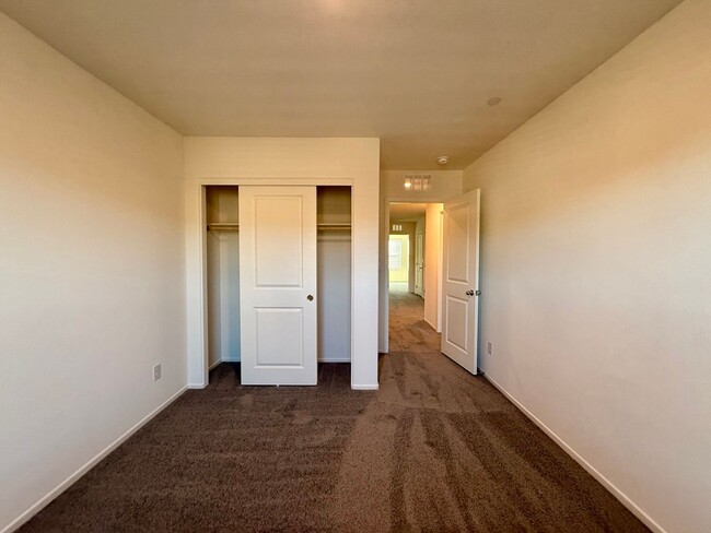 Building Photo - Brand-New Townhome for Rent in the Highly ...