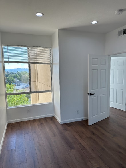 Building Photo - 19350 Sherman Way