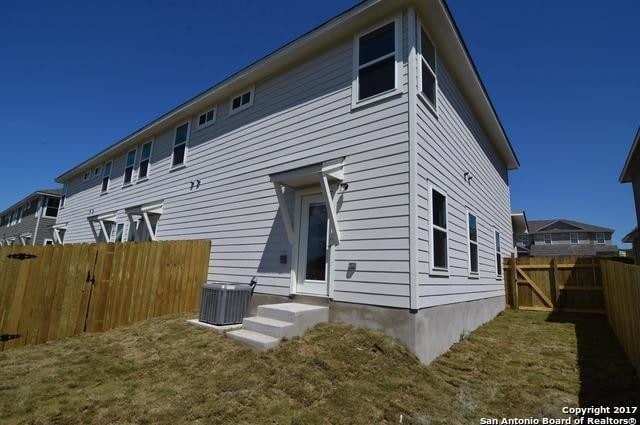 Building Photo - 6322 Melanzane Ave