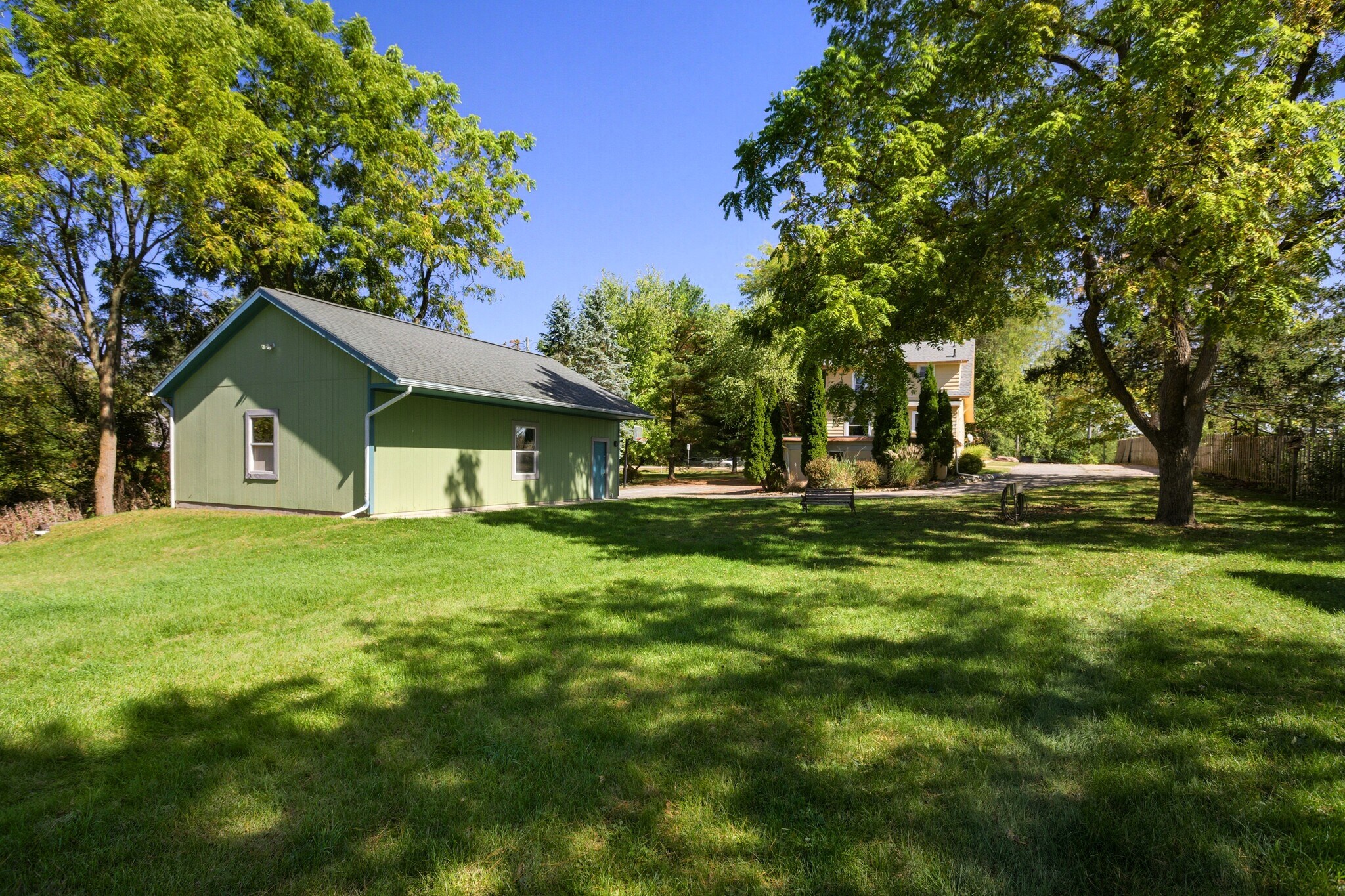 Building Photo - 2050 S Wagner Rd