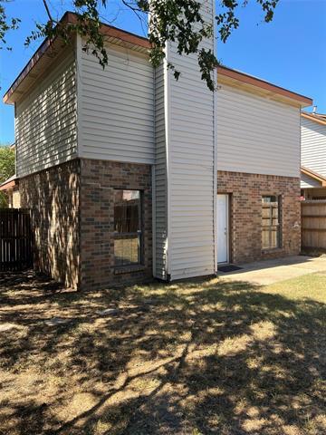 Building Photo - 3116 Renaissance Dr