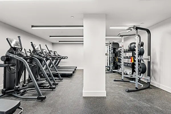 Building Photo - 91 Bruckner Blvd