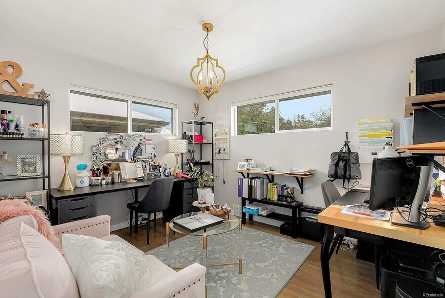 Office/upstairs bedroom - 3520 Elm St