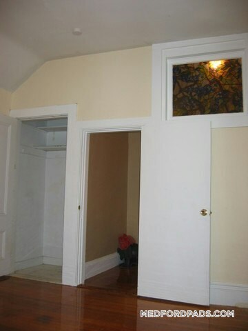 Building Photo - 157 Winthrop St