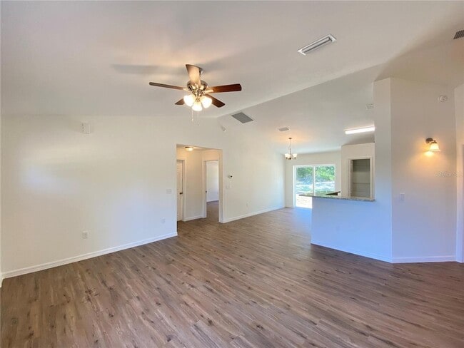 Building Photo - 2731 SW 137th Pl