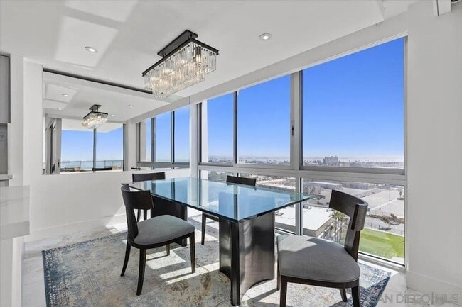 Building Photo - 1830 Avenida Del Mundo