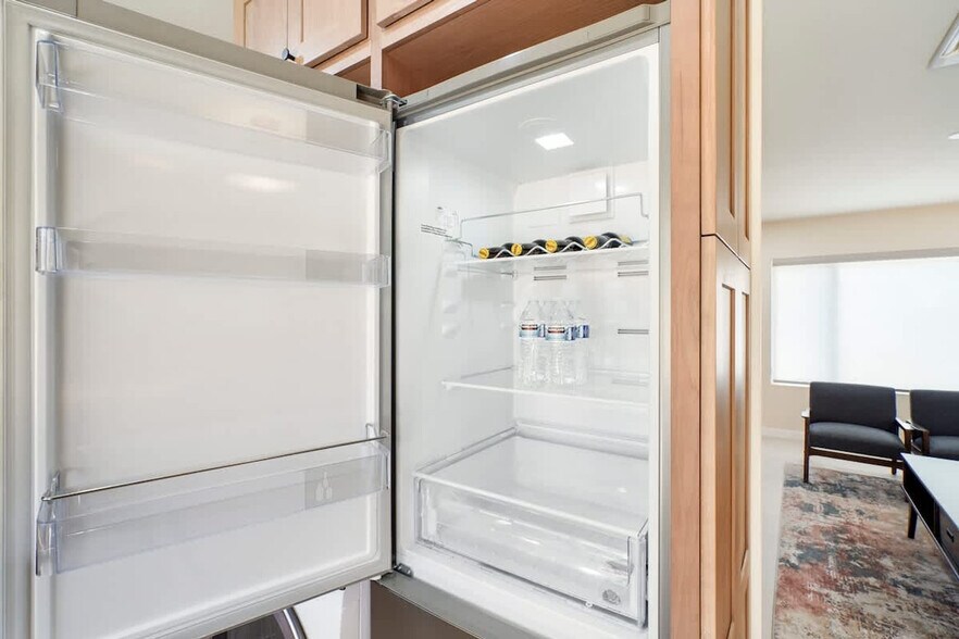 Building Photo - 10921 Polaris Dr