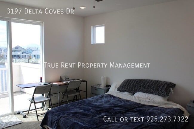 Building Photo - Gorgeous 5 Bed, 3 Bath in Highly Desirable...