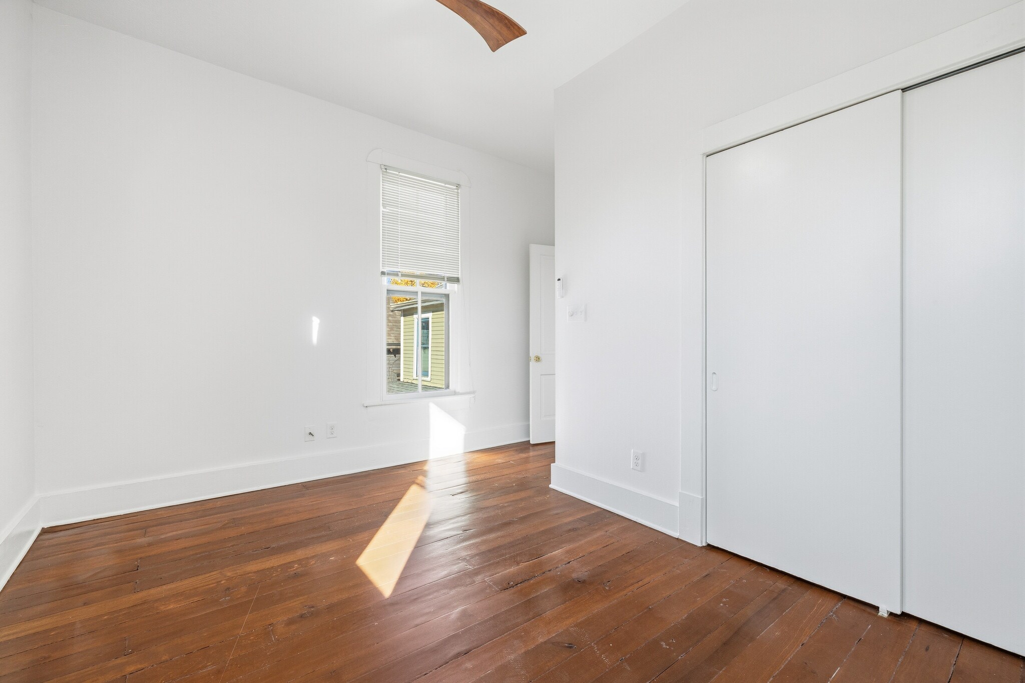 Building Photo - 312 N College Ave