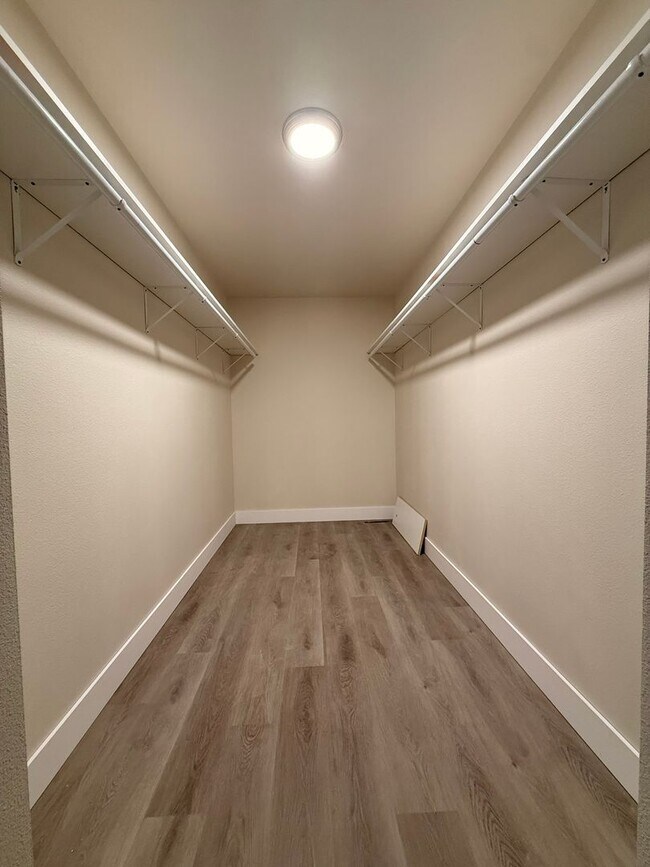 Building Photo - Brand New 3 Bedroom Duplex