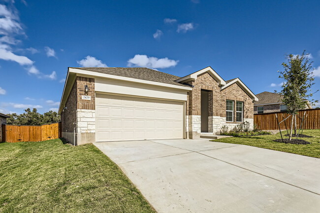 Building Photo - 2429 Hackamore Dr