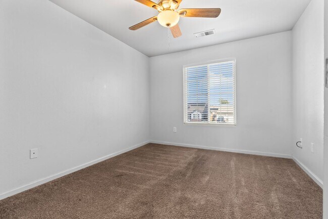 Building Photo - 11311 San Miniato Ave