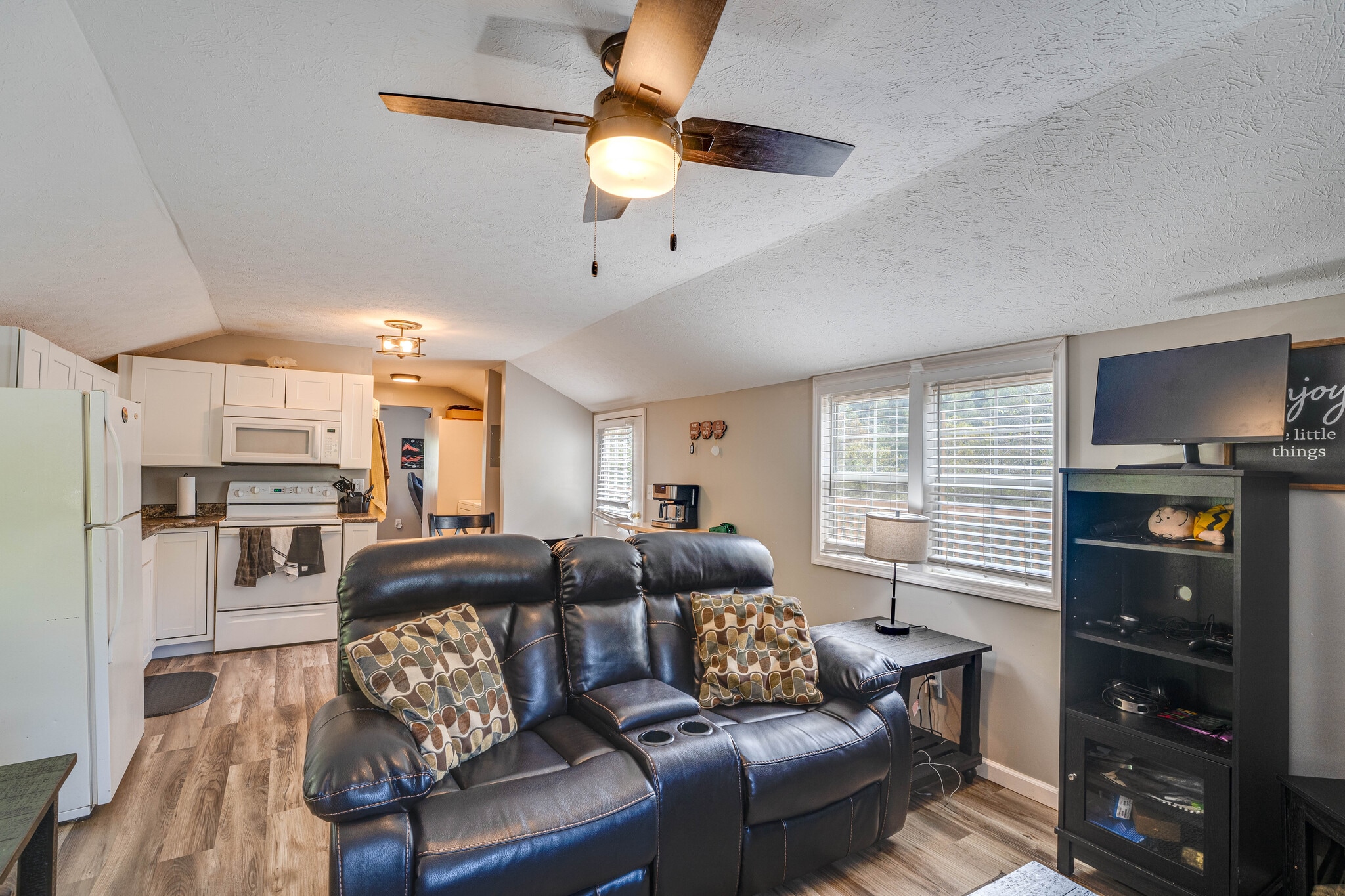 Building Photo - 1470 Gulley River Rd