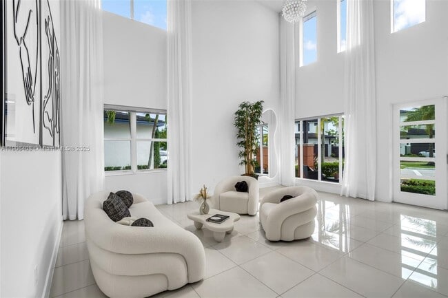 Building Photo - 15540 NW 88th Ave