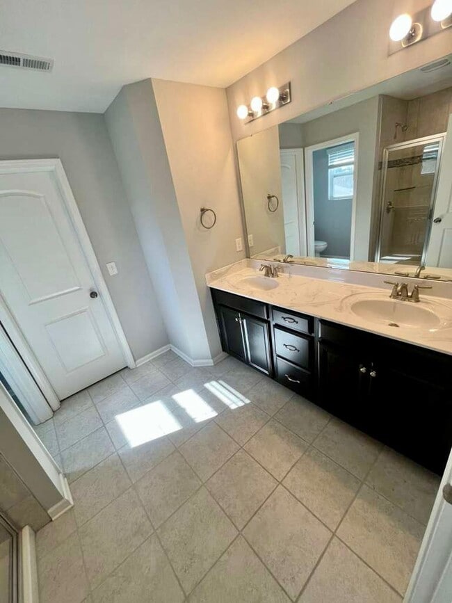 Building Photo - 2105 Boynton St