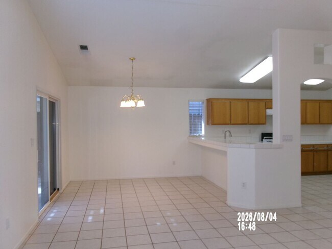 Building Photo - 5319 Silvergate St