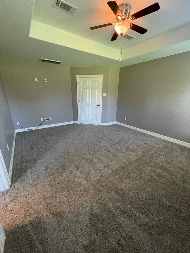 Building Photo - 6122 Stoney Brook Dr