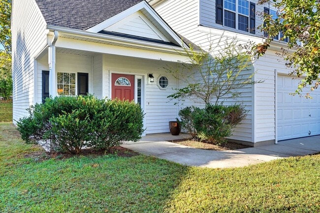 Building Photo - 4 Bedroom Home for Rent in Raleigh NC | Garage | Pet Friendly | $500 Off First Months Rent!