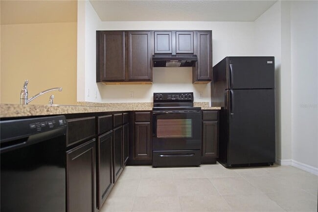 Building Photo - 467 Arbor Lakes Dr