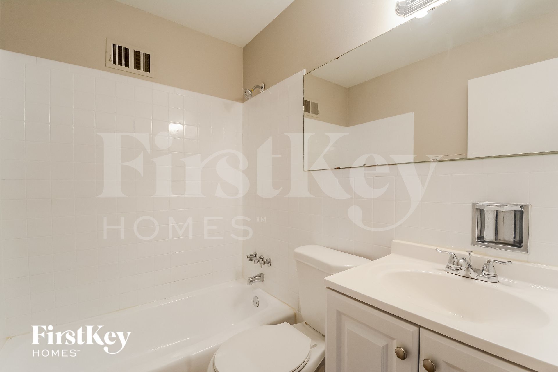 Building Photo - 1432 Glenmeade Dr