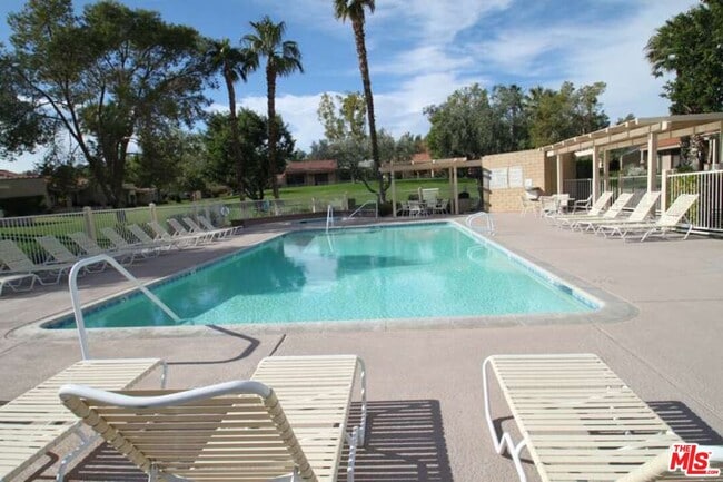 Building Photo - 40324 Pebble Beach Cir