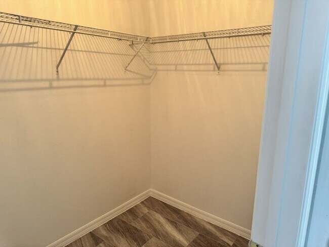 Building Photo - Home for rent