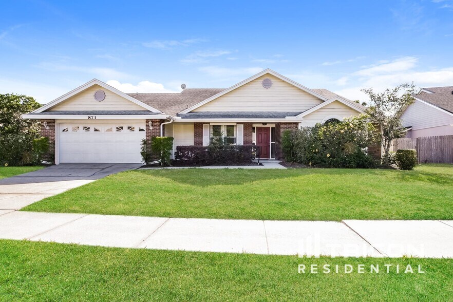 Primary Photo - 873 Silversmith Cir
