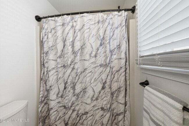 Building Photo - 720 Talmadge Ave