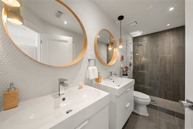 Building Photo - 258 Sentry Maple Pl