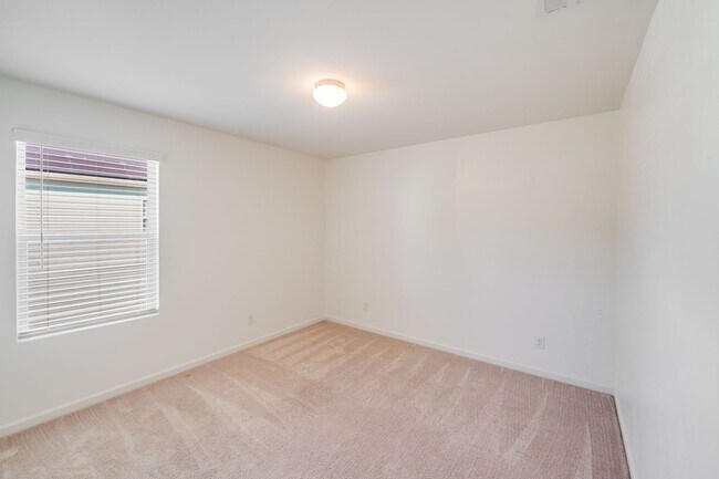 Building Photo - 12915 Hill Pine Rd