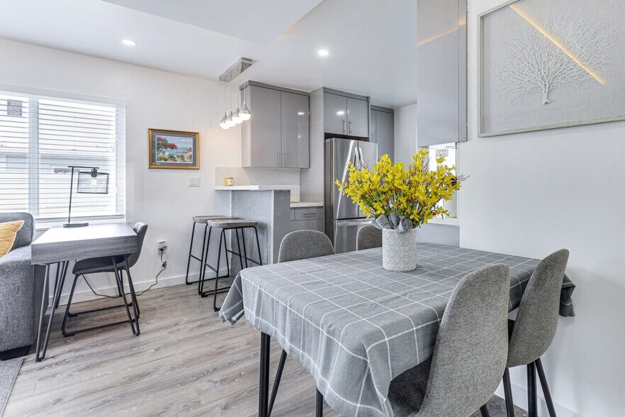 Building Photo - 12415 NW 20th Ct