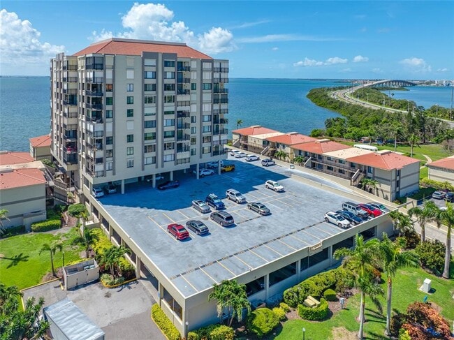 Building Photo - 6372 Palma Del Mar Blvd S