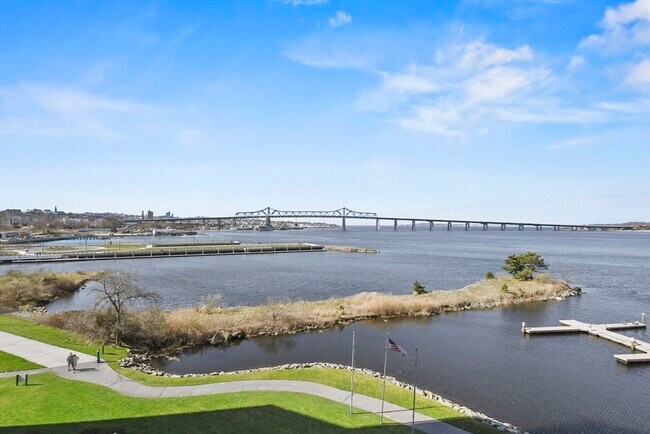 Building Photo - 750 Davol St