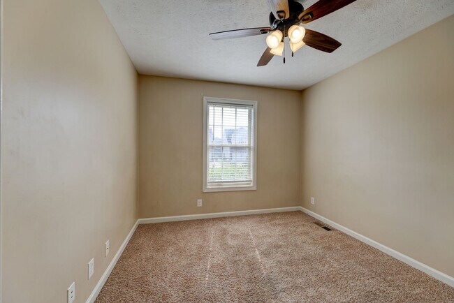 Building Photo - 2924 Brewster Drive