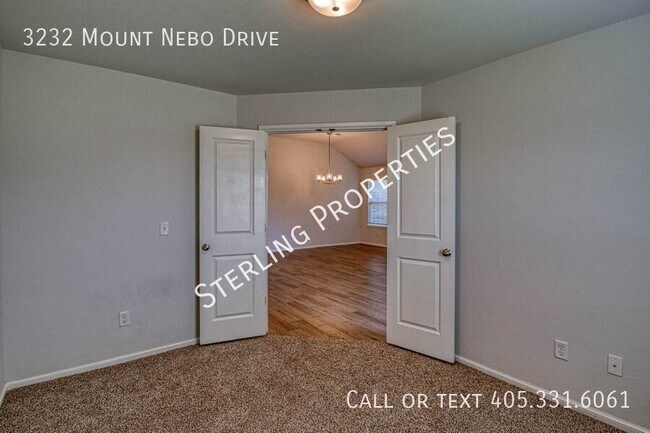 Building Photo - 3232 Mt Nebo Dr