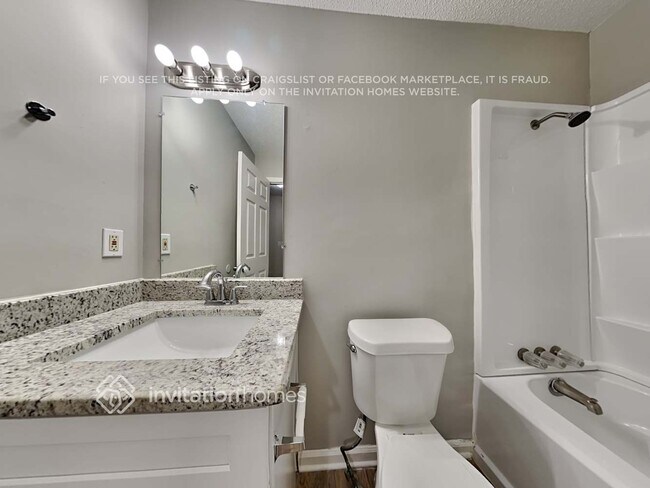 Building Photo - 2686 Candler Dr