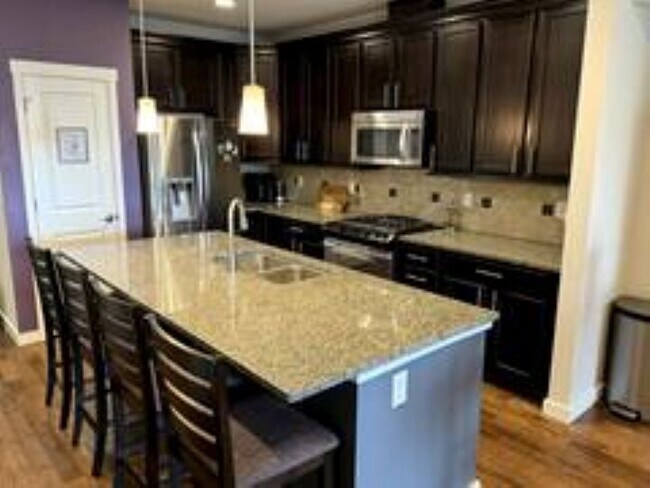 Building Photo - 9105 Merritt Ave SE