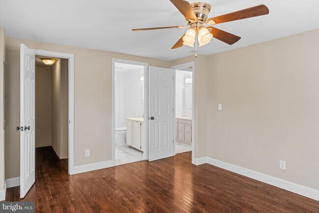 Building Photo - 2730 Old Cedar Grove Rd