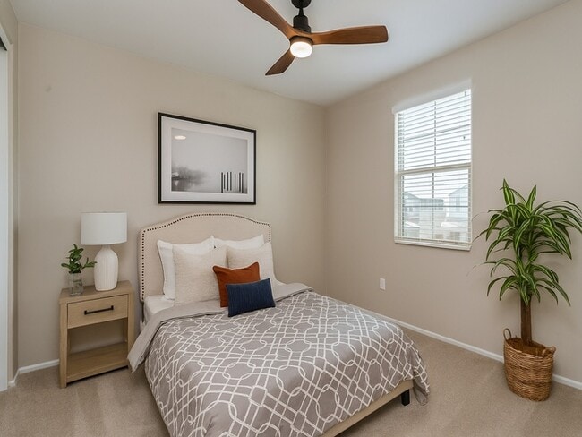 Building Photo - Amazing 2 Story with 4-Bedroom, 2.5-Bath H...