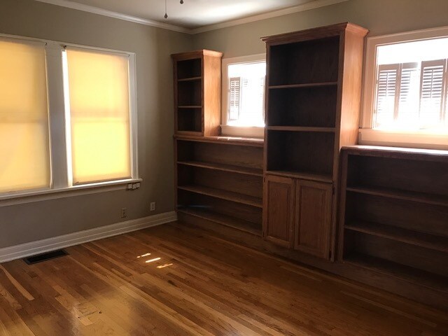 Building Photo - 2615 22nd St