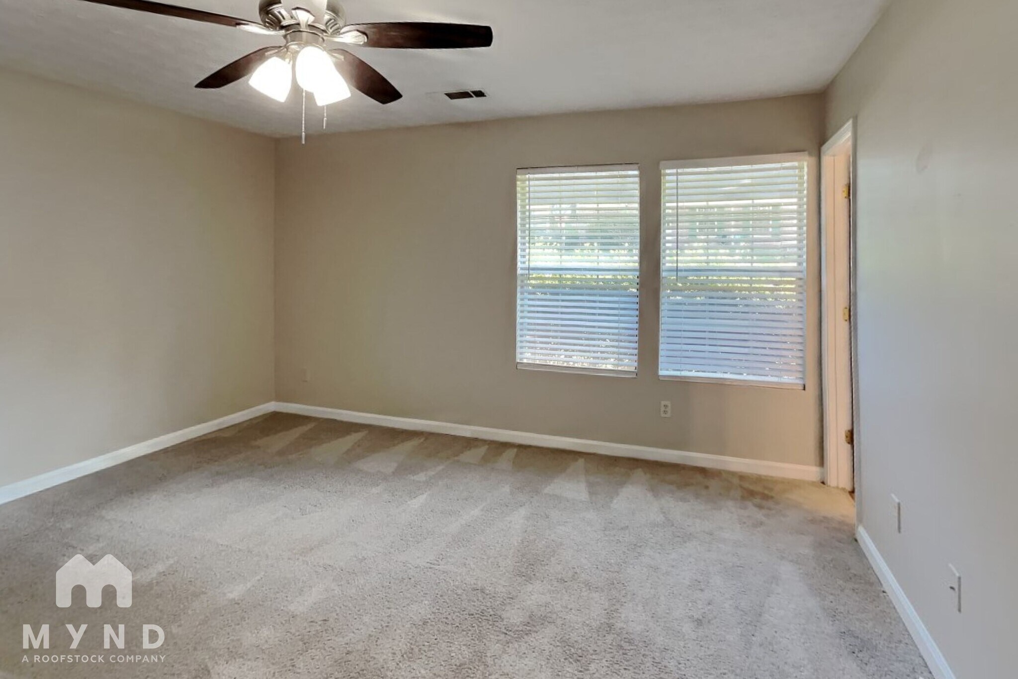 Building Photo - 5631 Regency Manor Ct