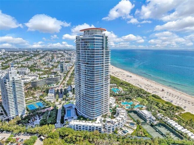 Building Photo - 100 South Pointe Dr