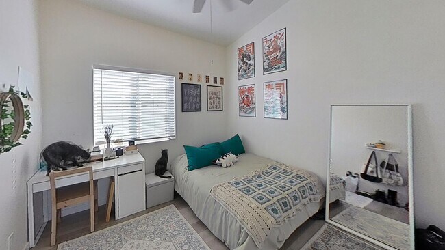 Building Photo - 5138 Alumni Pl